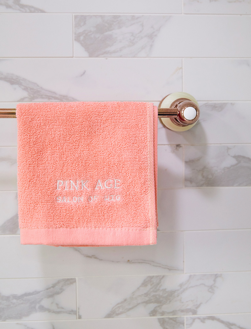 Pink Goods) Pink Age Hand Towel